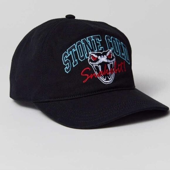 NEW WWE URBAN OUTFITTERS STONE COLD STEVE AUSTIN SNAKEBIT SNAKE SNAPBACK HAT - Picture 1 of 2